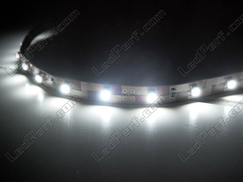 Fleksibel LED-bånd smd 24V delelig Hvid