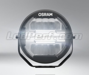Belysning med den ekstra 6000K LED-forlygte Osram LEDriving® ROUND MX260-CB
