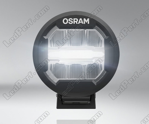 Belysning med den ekstra Kørelys i dagtimerne LED-forlygte Osram LEDriving® ROUND MX180-CB.