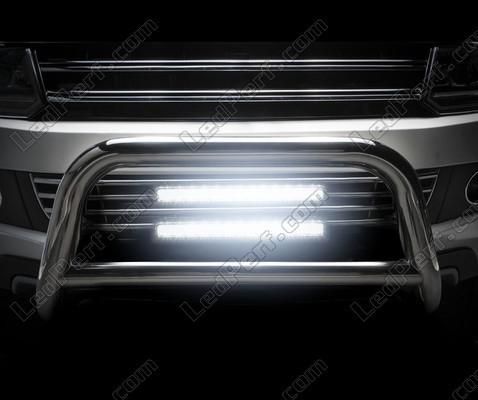 Nærbillede af LED-bar Osram LEDriving® LIGHTBAR SX300-CB belysning