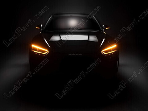 Audi A3 8V frontvisning udstyret med dynamiske blinklys fra Osram LEDriving® til sidespejle