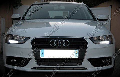 LED Kørelys i dagtimerne Daglig Audi A4 B8 Facelift