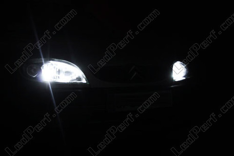 LED parkeringslys xenon hvid Citroen Saxo