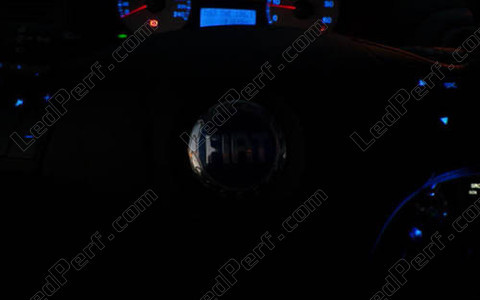 LED Belysning betjeningsanordninger på rattet blå fiat Grande Punto Evo