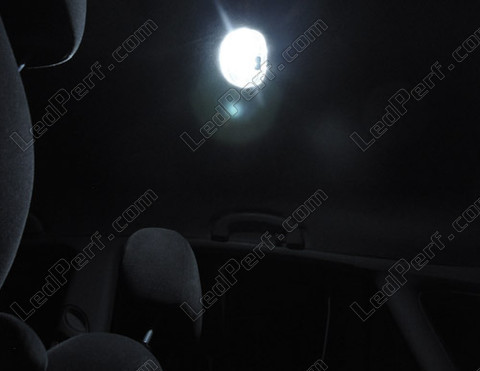 LED Loftlys bagi Ford Focus MK1