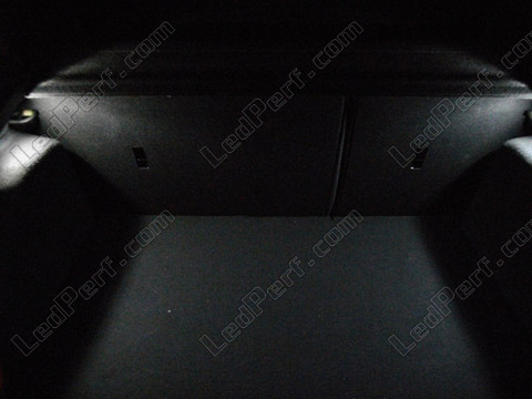 LED bagagerum Ford Focus MK3