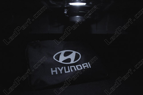 LED bagagerum Hyundai Genesis