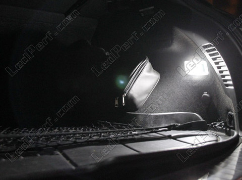 LED bagagerum Infiniti FX 37