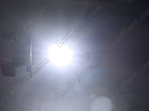 LED LED nærlys og fjernlys Mazda 2 phase 3 Tuning