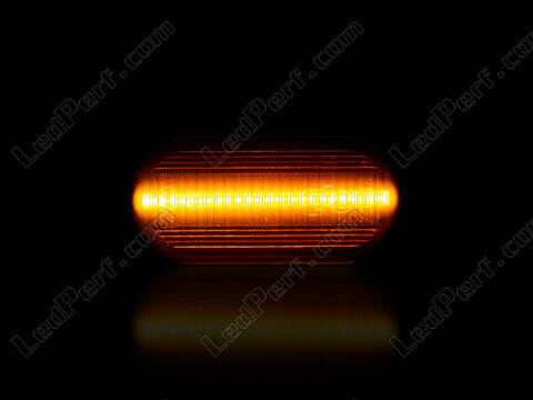 Maksimal belysning af de dynamiske LED sideblink til Nissan 350Z