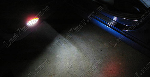 LED til lys i Renault rum IV 4 - Dørbunde