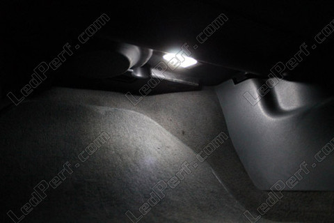 LED gulv foran Saab 9 3