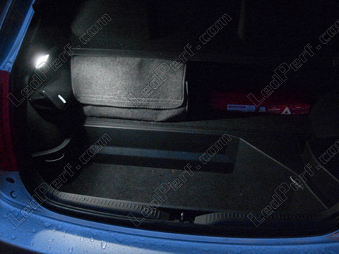 LED bagagerum Toyota Auris MK1