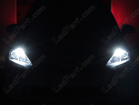 LED parkeringslys xenon hvid Toyota Auris MK1