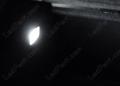 LED bagagerum Toyota Avensis