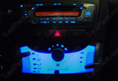 LED ventilation og bilradio Toyota Aygo