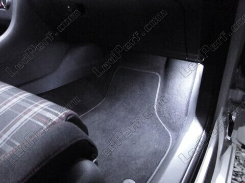 LED gulv til gulv Volkswagen Jetta 6 (IV)