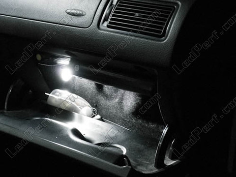 LED handskerum Volkswagen Passat B5