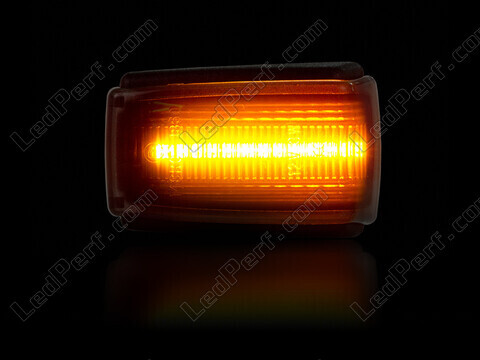 Maksimal belysning af de dynamiske LED sideblink til Volvo S40