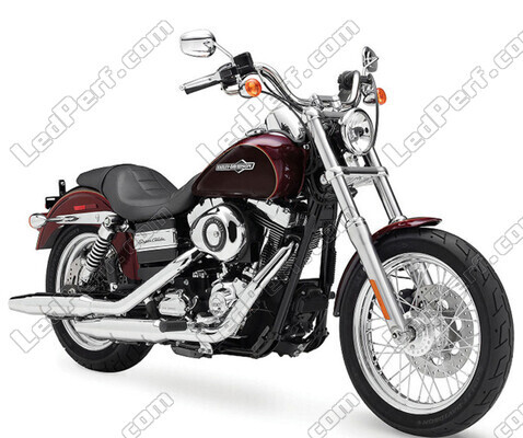 Motorcykel Harley-Davidson Super Glide Custom 1690 (2014 - 2015)