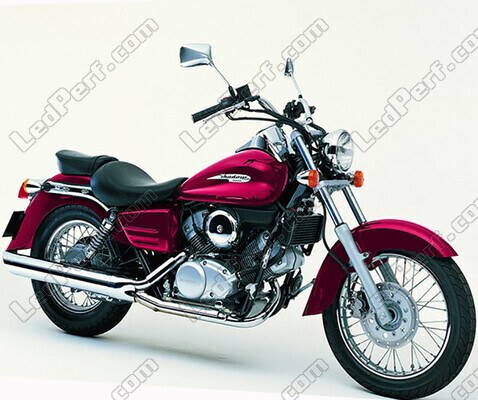 Motorcykel Honda VT 125 (1999 - 2007)