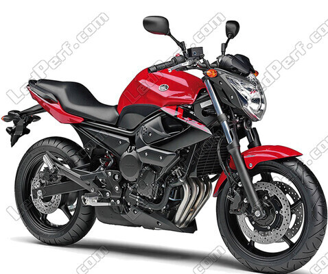 Motorcykel Yamaha XJ6 N (2009 - 2018)