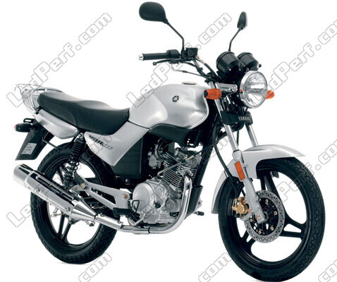 Motorcykel Yamaha YBR 125 (2004 - 2009) (2004 - 2009)