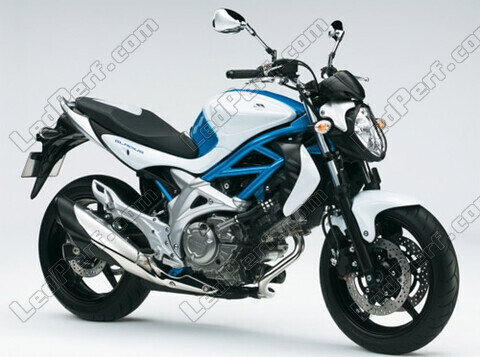 Motorcykel Suzuki Gladius 650 (2009 - 2015)