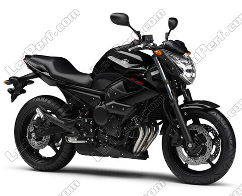 Motorcykel Yamaha XJ6 N (2009 - 2018)